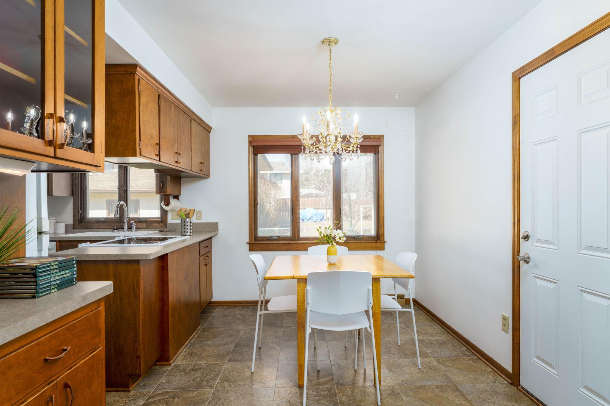 5-web-or-mls-457_Emerson-8.jpg