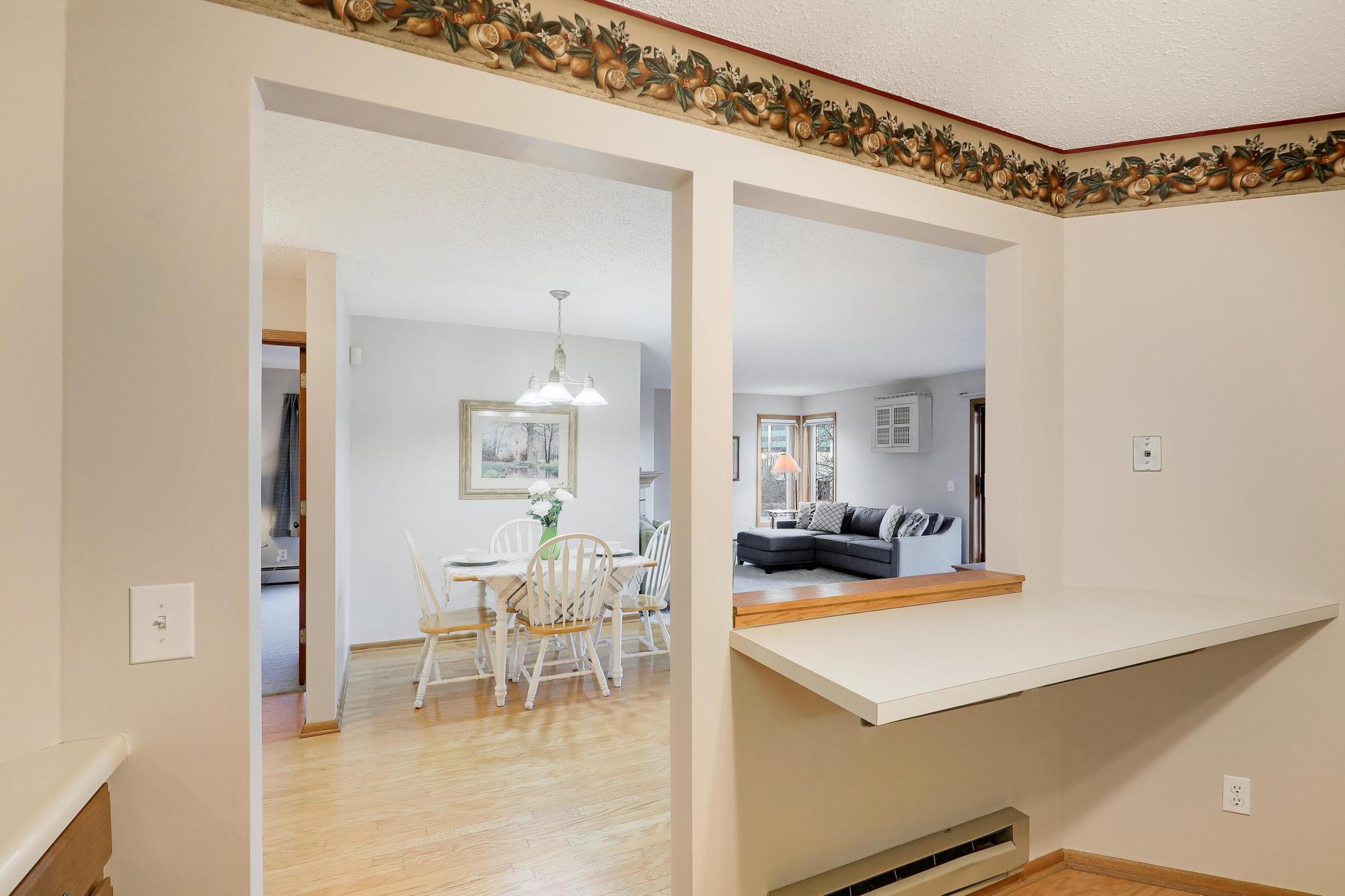 8710Photography-Web-Friendly-8025-Xerxes-Avenue-South-Minneapolis-MN-55431-15.jpg