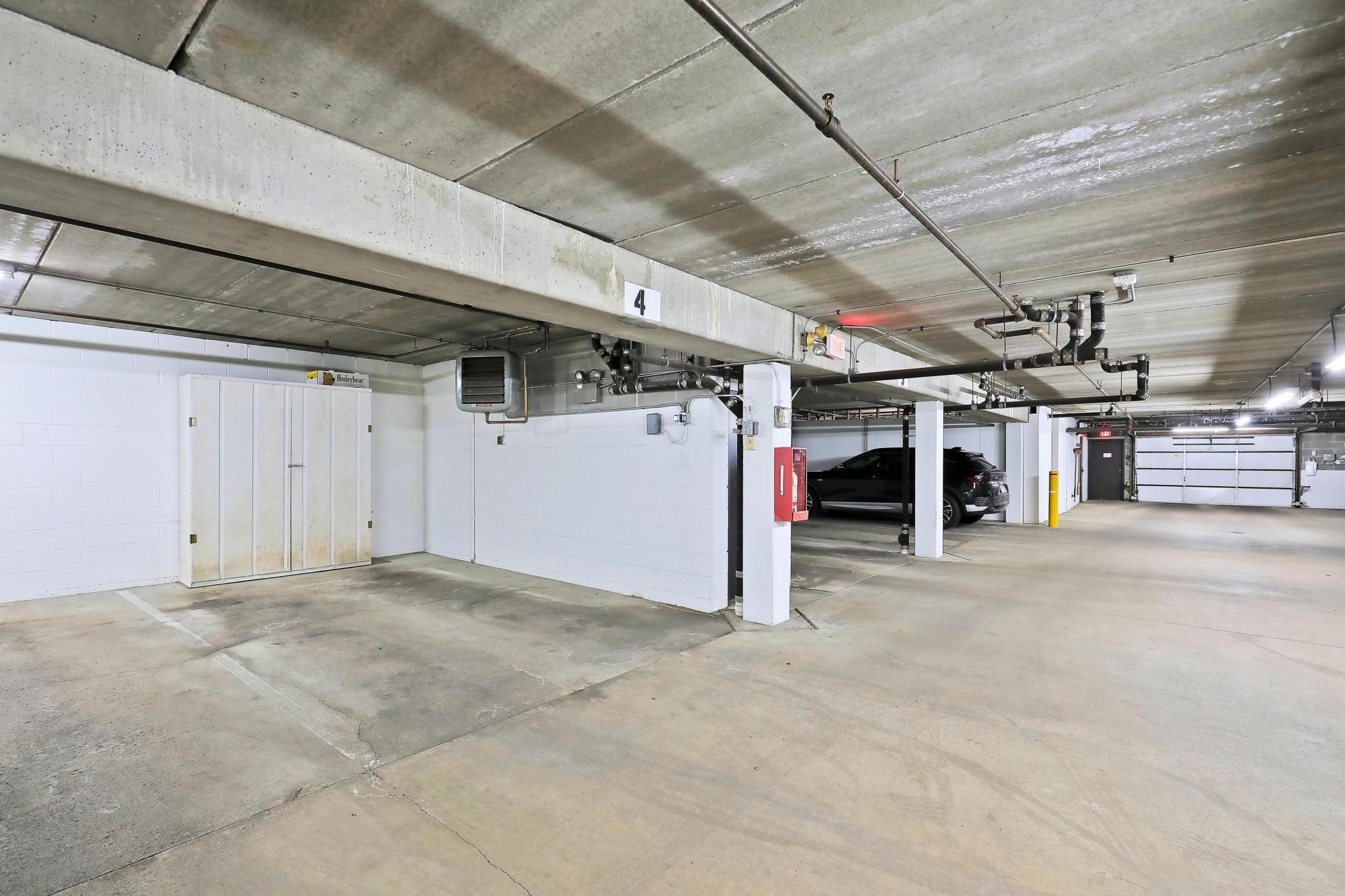 8710Photography-Web-Friendly-8025-Xerxes-Avenue-South-Minneapolis-MN-55431-32.jpg