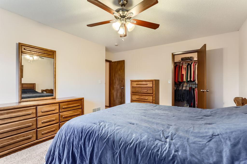 Upper level primary bedroom