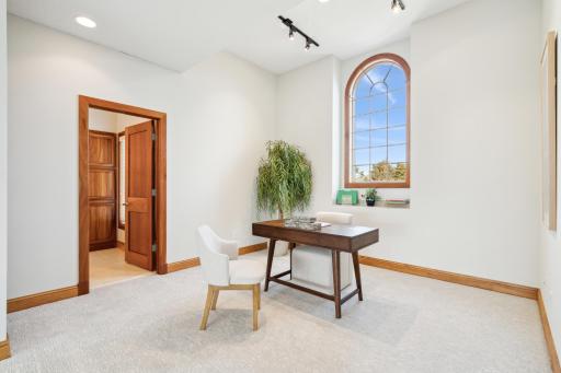 12501 Riverview Road, Eden Prairie, MN 55347