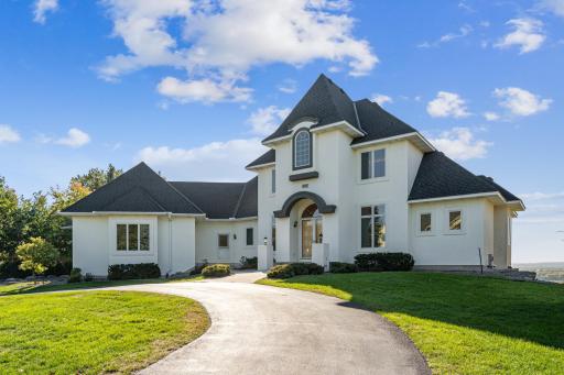 12501 Riverview Road, Eden Prairie, MN 55347