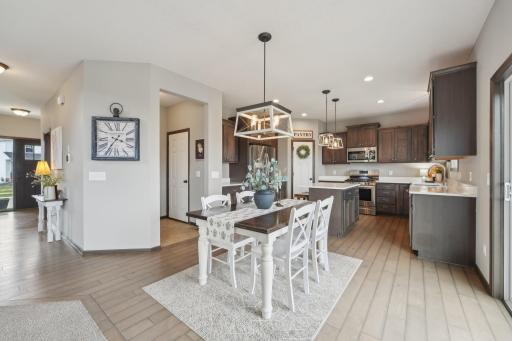 17857 Element Avenue, Lakeville, MN 55044