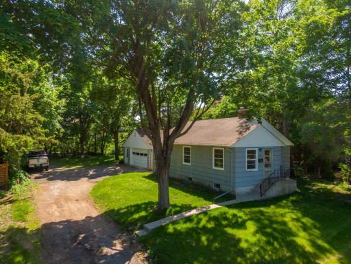 720 Wayzata Boulevard E, Wayzata, MN 55391