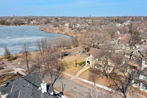 2697 E Lake of The Isles Parkway, Minneapolis, MN 55408