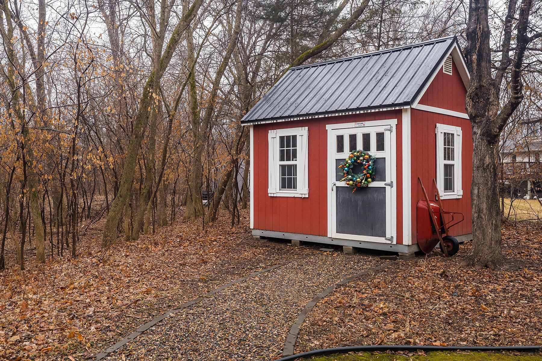Everybody needs a shed. It's so cute!