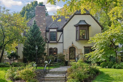 4602 Edina Boulevard, Minneapolis, MN 55424