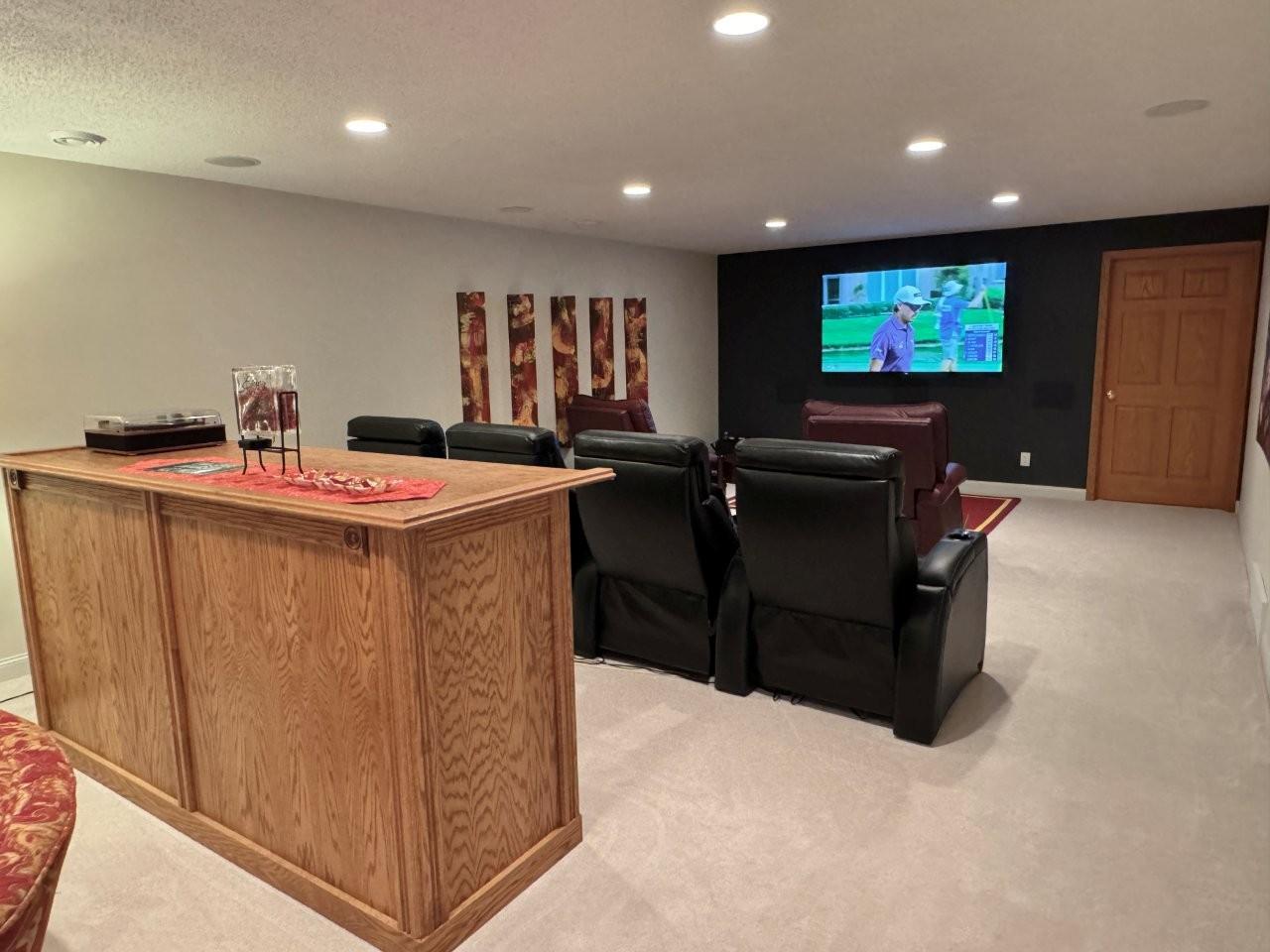 26-Theater room (3).jpg