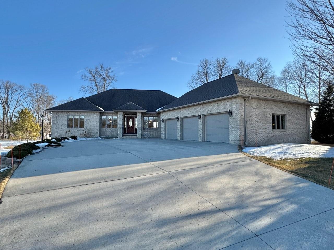 3-Crystal Lake home.jpg