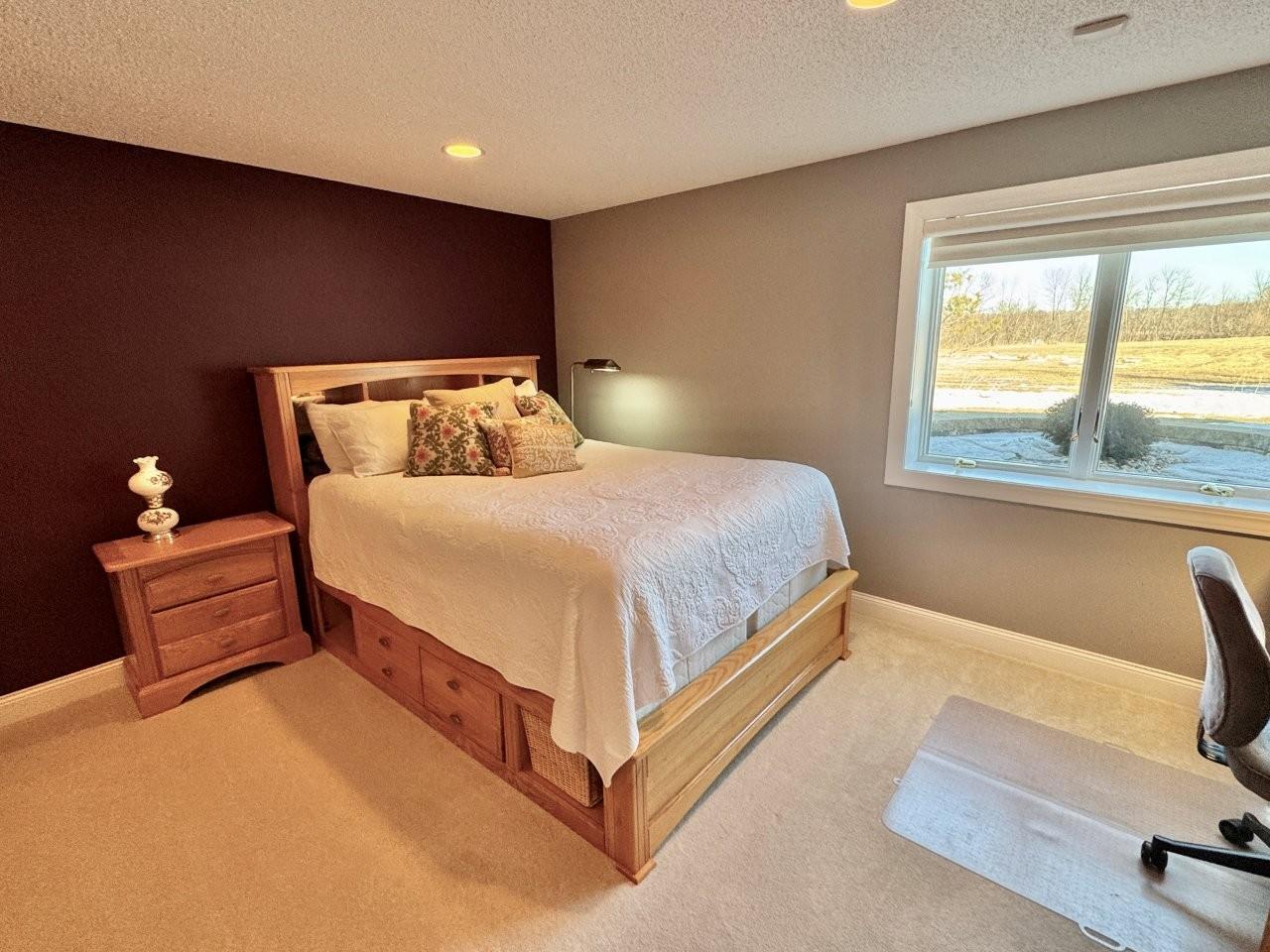 21-Bedroom 3 - basement (1).jpg