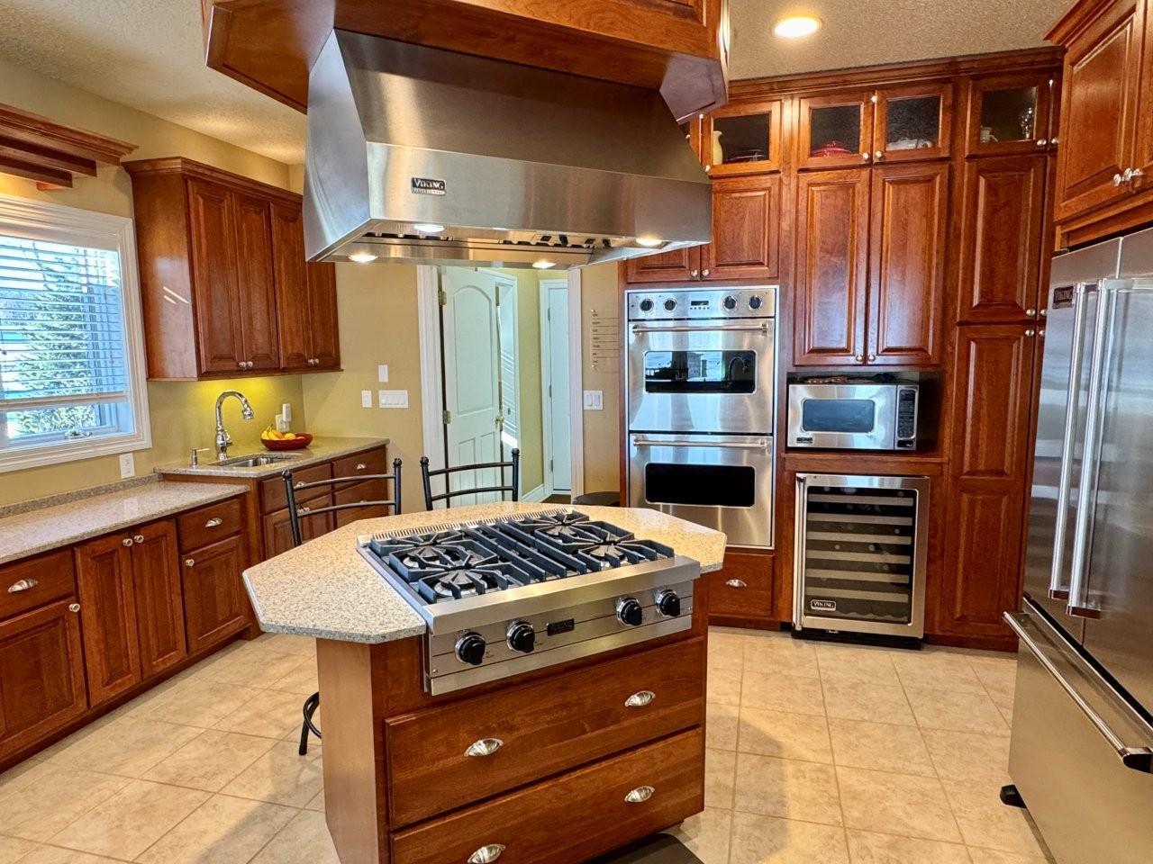 13-Kitchen (1).jpg