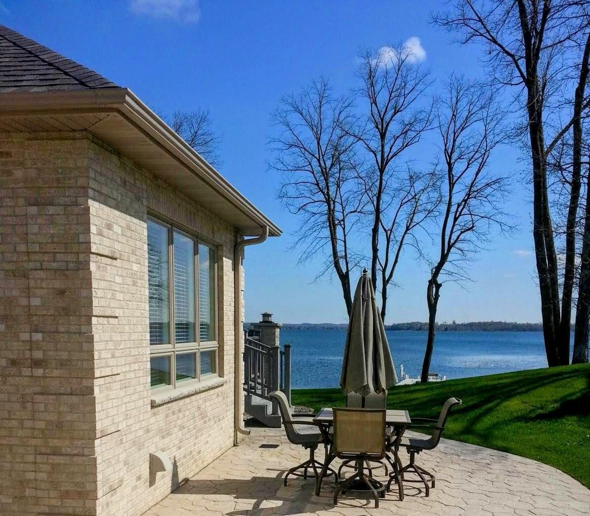 30-Patio (1).jpg
