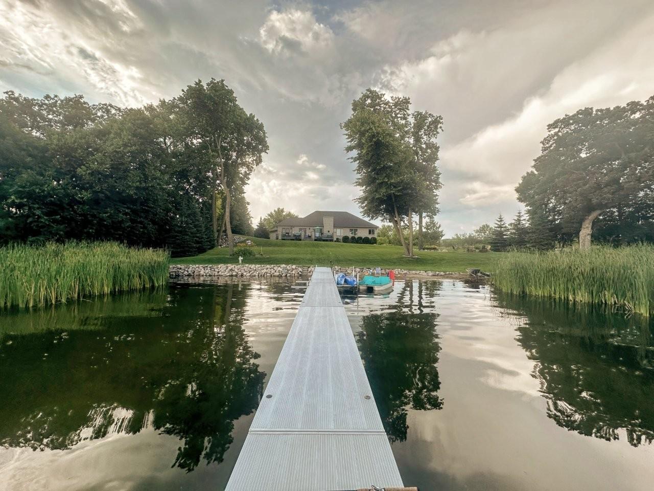 32-Lake (3).jpg