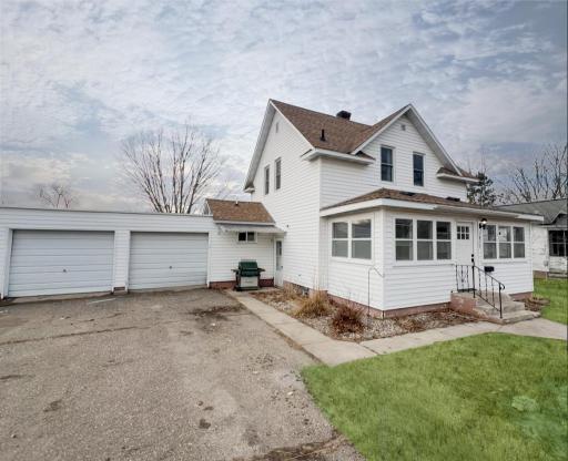 1015 1st Street SE, Wadena, MN 56482
