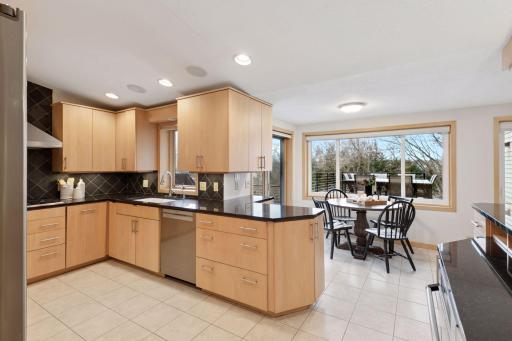 5739 Juneau Lane N, Plymouth, MN 55446