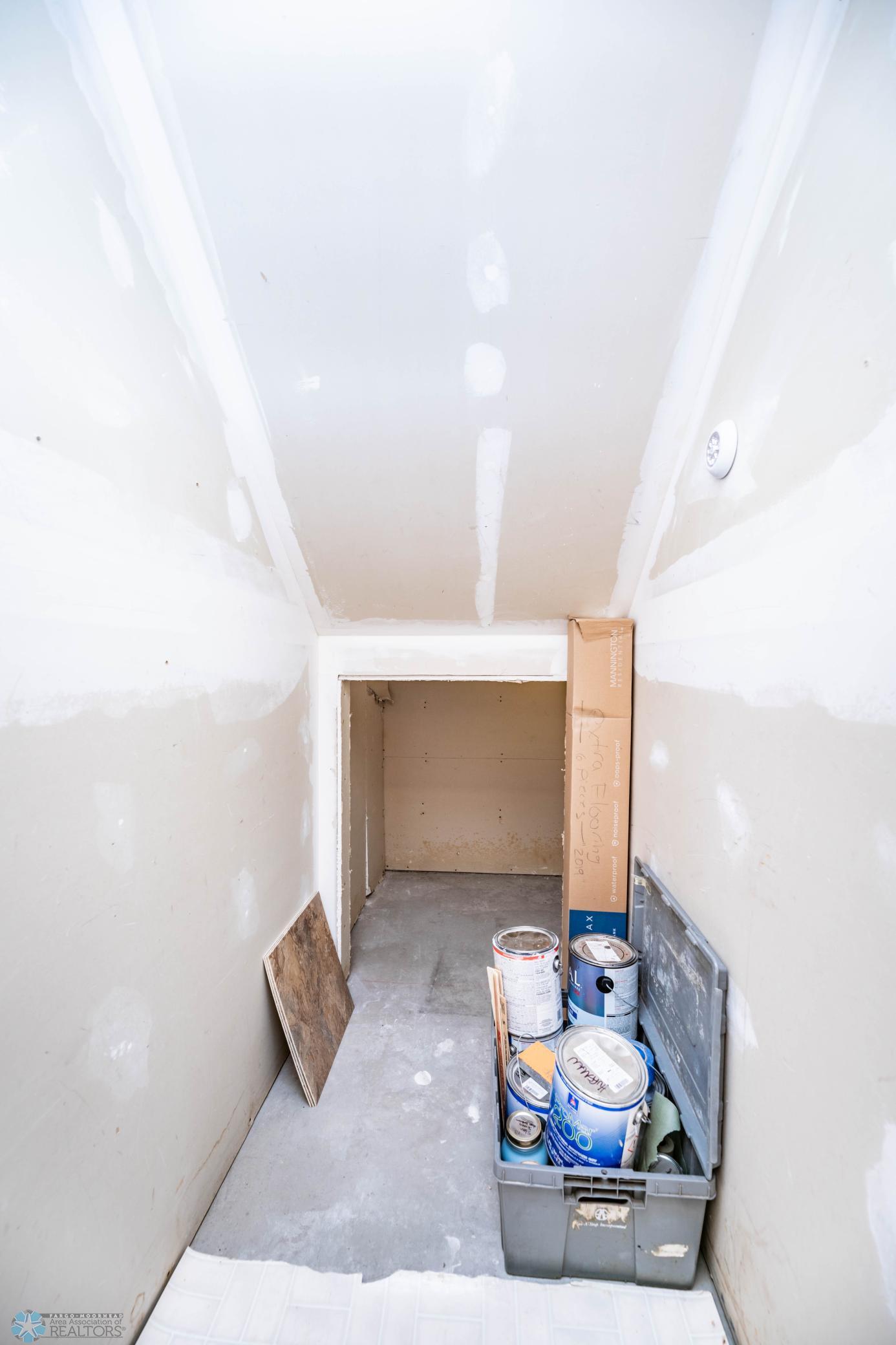 380410(24of30).jpg