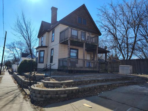 709 Hamline Avenue N, Saint Paul, MN 55104