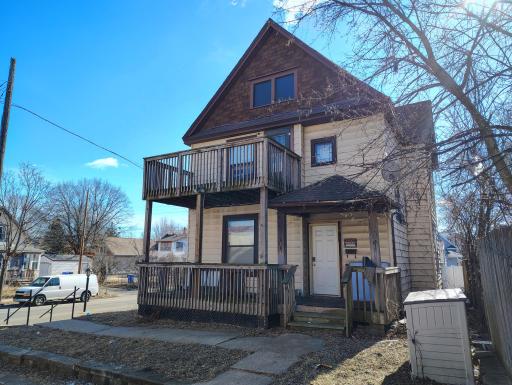 709 Hamline Avenue N, Saint Paul, MN 55104