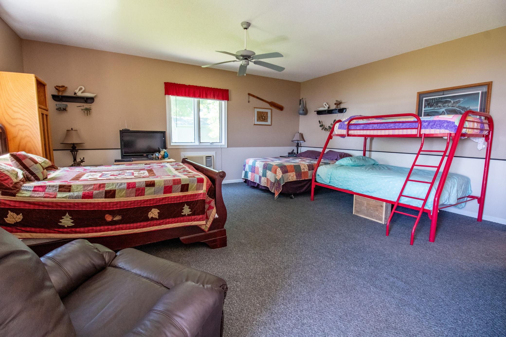 bonus_bedroom3.jpg