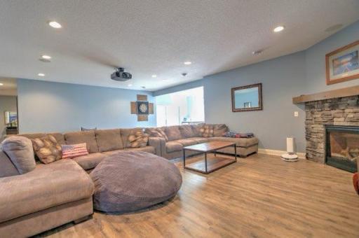 8664 Whisper Creek Trail, Rockford, MN 55373