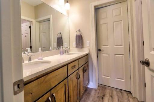 8664 Whisper Creek Trail, Rockford, MN 55373
