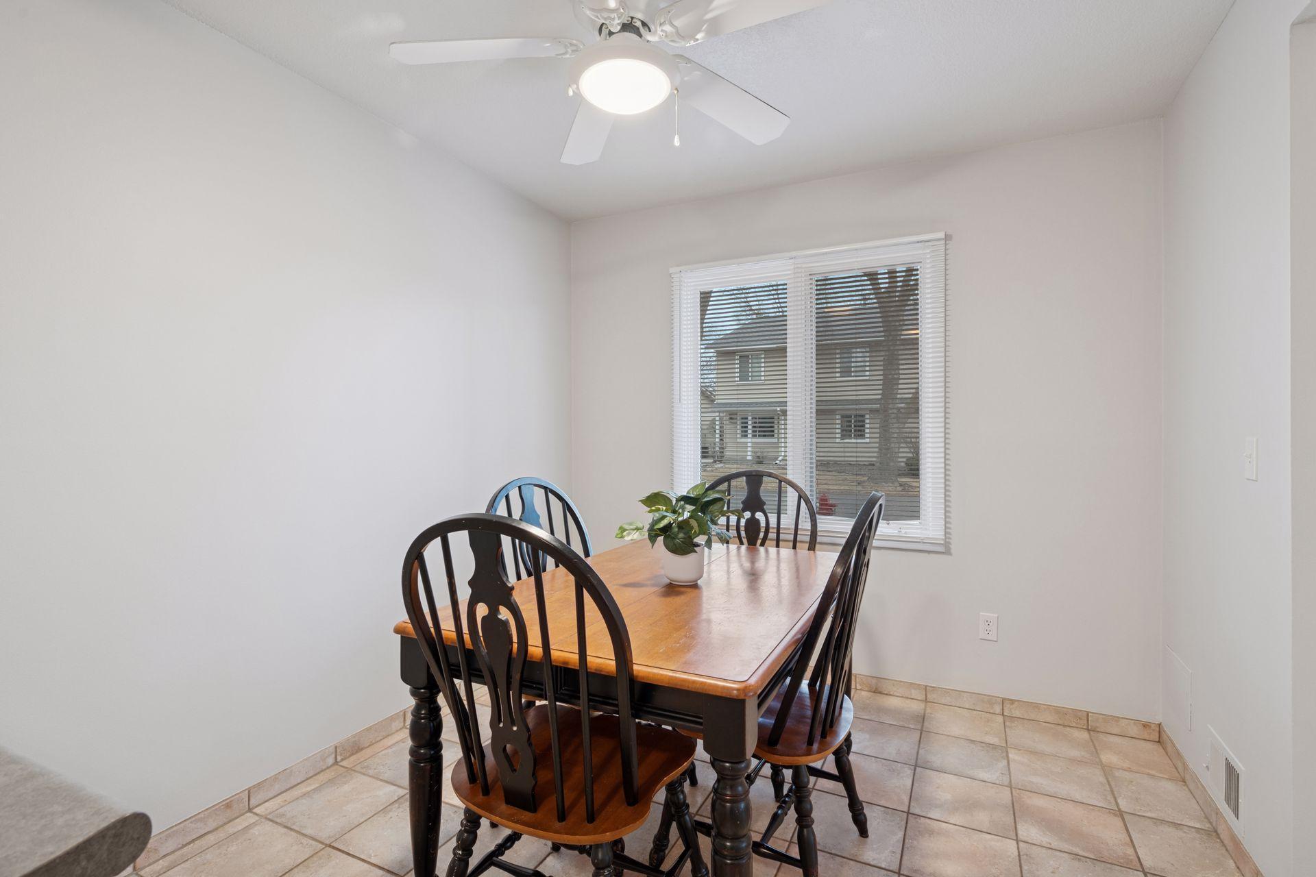 Spacious eat-in-kitchen