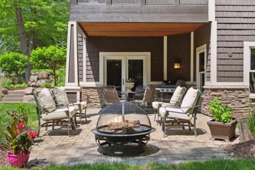 671 Broken Arrow Road, Chanhassen, MN 55317