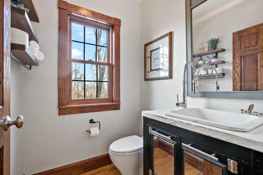 606 Oakwood Court, Hudson, WI 54016