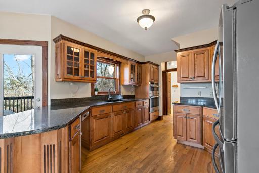 606 Oakwood Court, Hudson, WI 54016