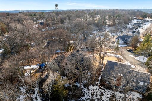 606 Oakwood Court, Hudson, WI 54016