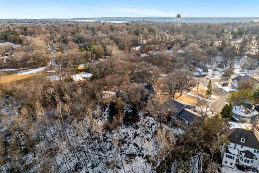 606 Oakwood Court, Hudson, WI 54016