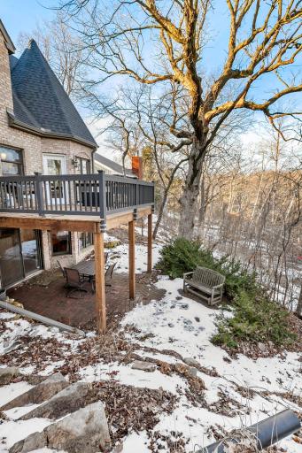 606 Oakwood Court, Hudson, WI 54016