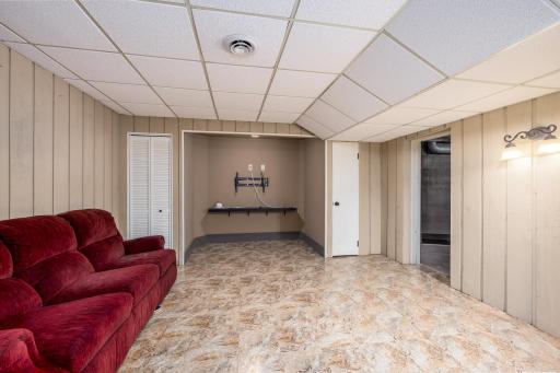 425 N 3rd Street, Saint Peter, MN 56082