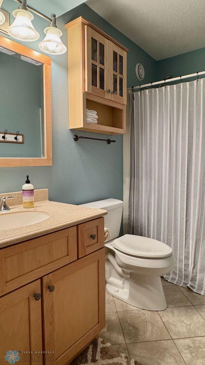 (38) Full Bath in Lower Level.jpeg
