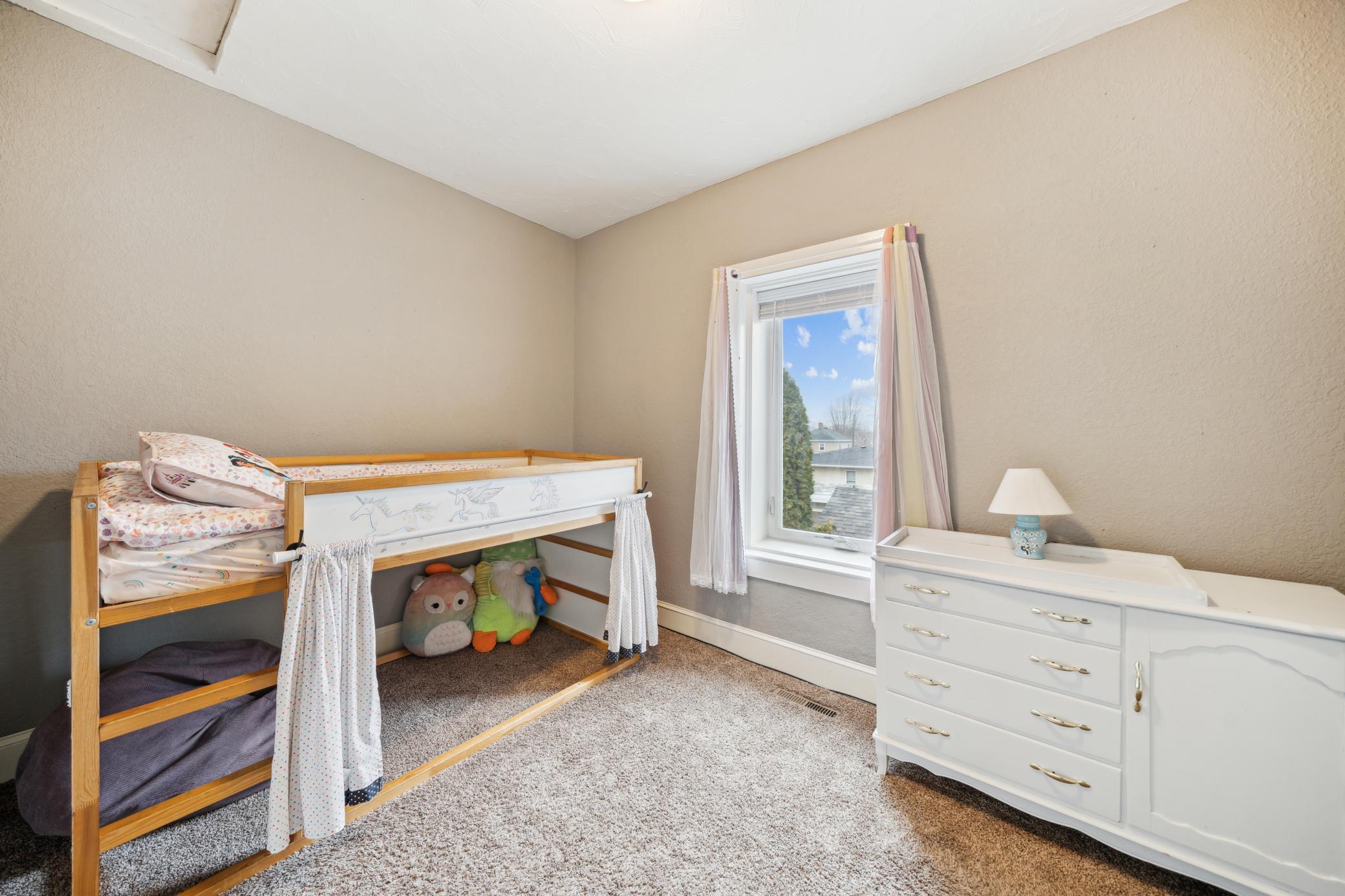 3rd bedroom on upper level