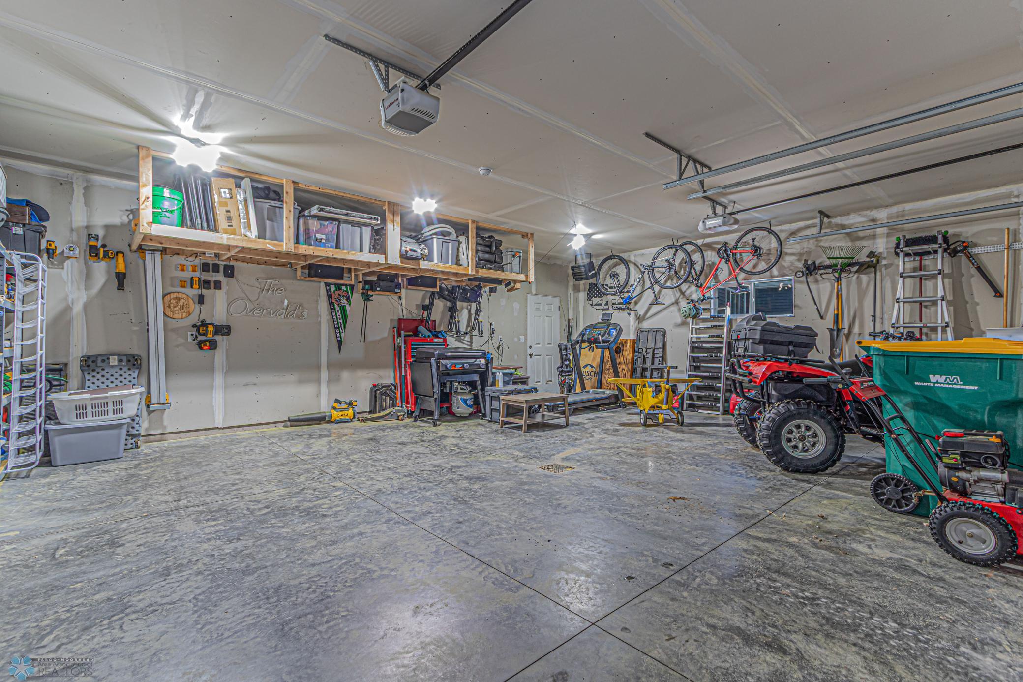 5837 Deb Dr W, West Fargo, ND-31.jpg