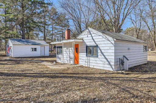 1440 Triangle Drive, Houlton, WI 54082