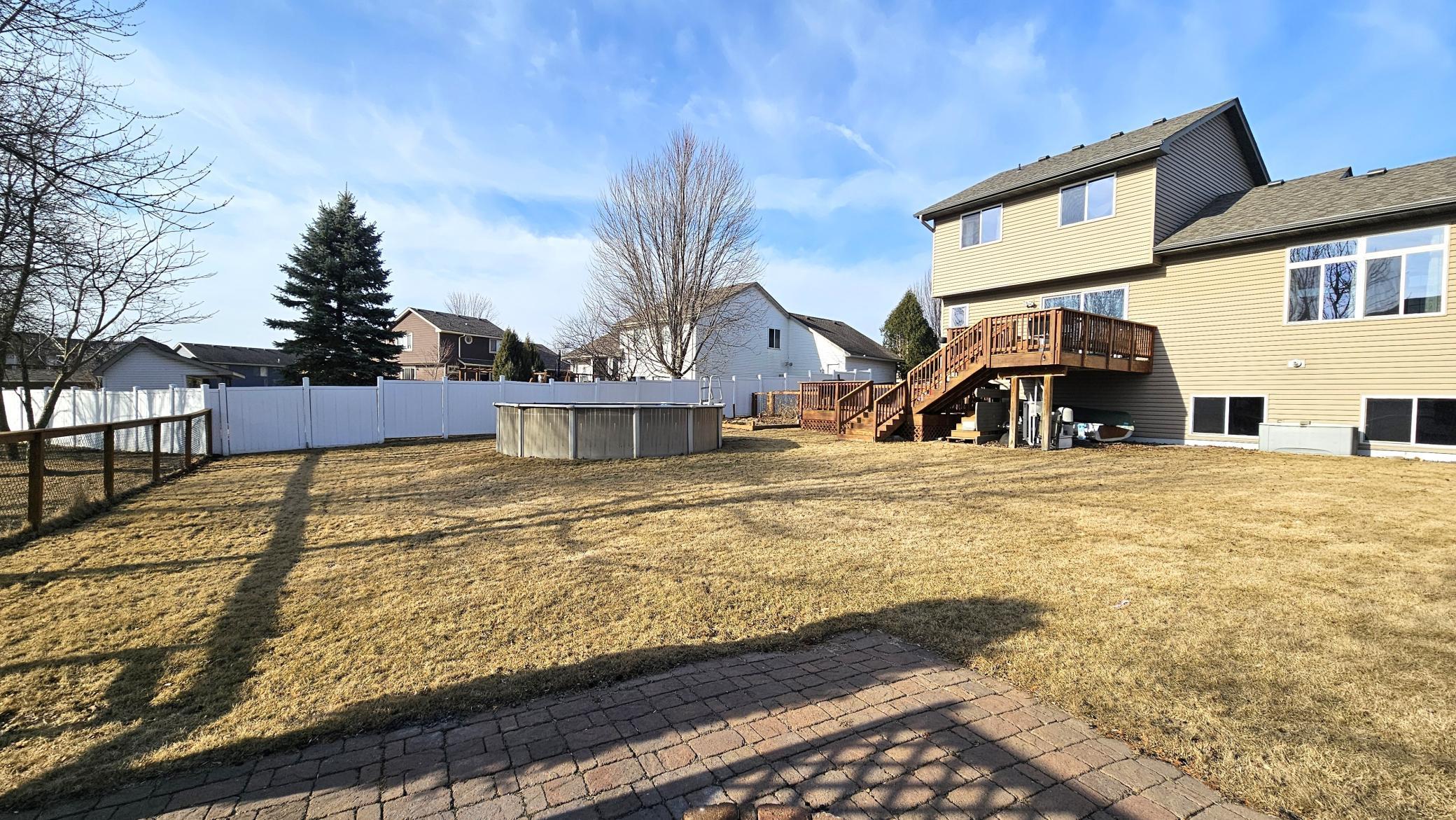 Fully fenced spacious back yard!