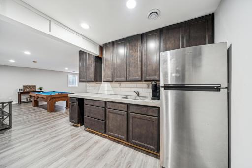 8005 62nd Street SW, Waverly, MN 55390