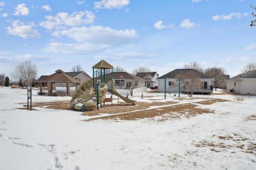 8005 62nd Street SW, Waverly, MN 55390