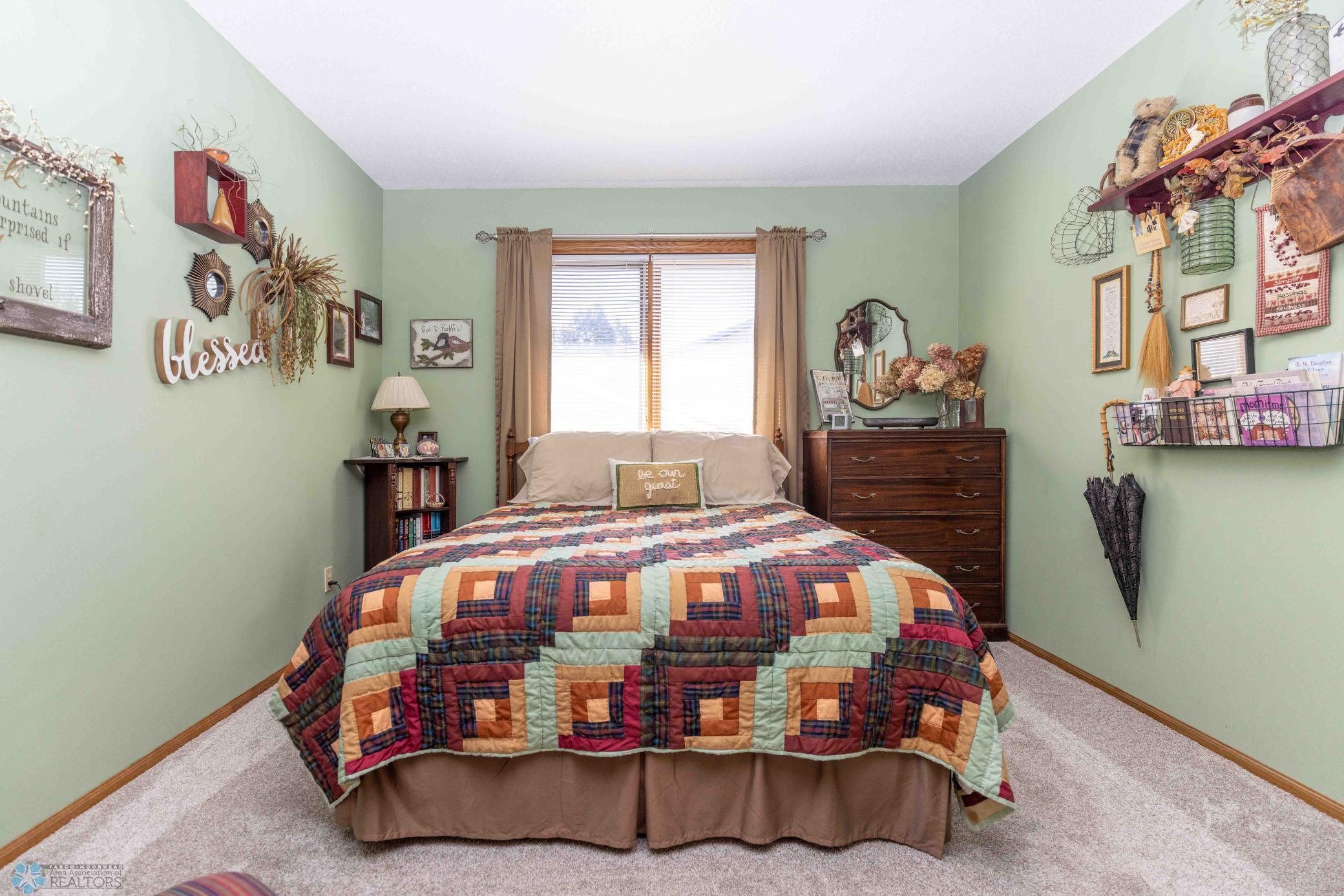 Upper level 2nd bedroom