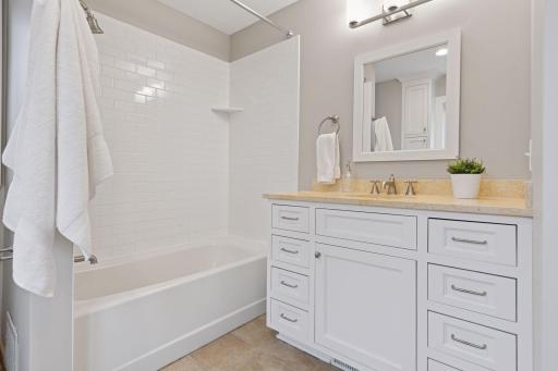 5133 Halifax Avenue S, Edina, MN 55424