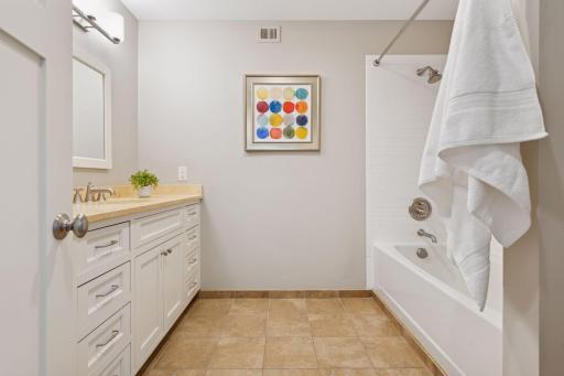 5133 Halifax Avenue S, Edina, MN 55424