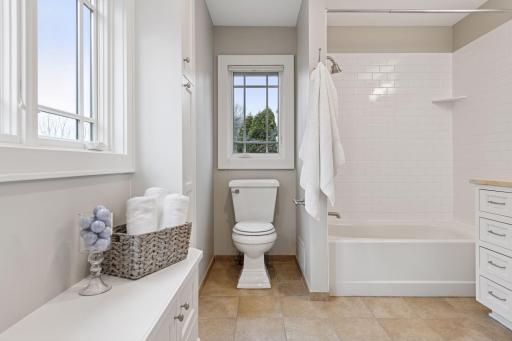 5133 Halifax Avenue S, Edina, MN 55424