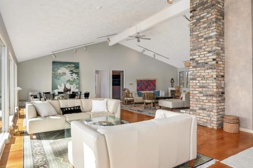 5461 Zumbra Circle, Excelsior, MN 55331
