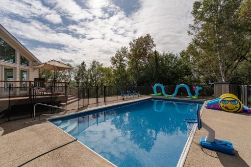 3900 Valley View Road SW, Rochester, MN 55902