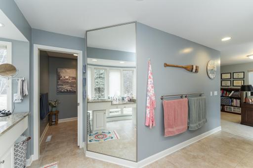 3900 Valley View Road SW, Rochester, MN 55902