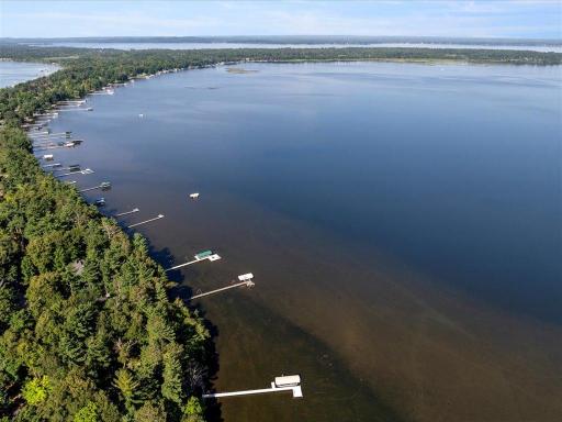 Gull offers over 10 bars/restaurants you can get to by boat!