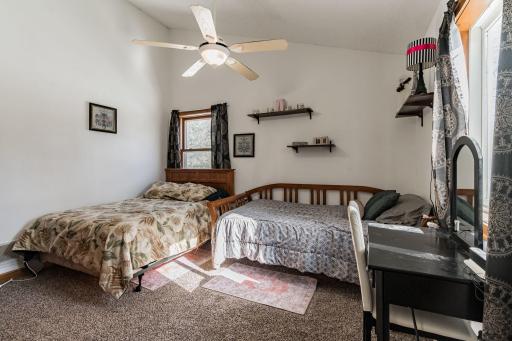 4845_Royal_River_Road_Braham_MN_55006-2763-Bedroom-022.jpg