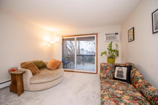 2800 Hamline Avenue N, 318, Saint Paul, MN 55113